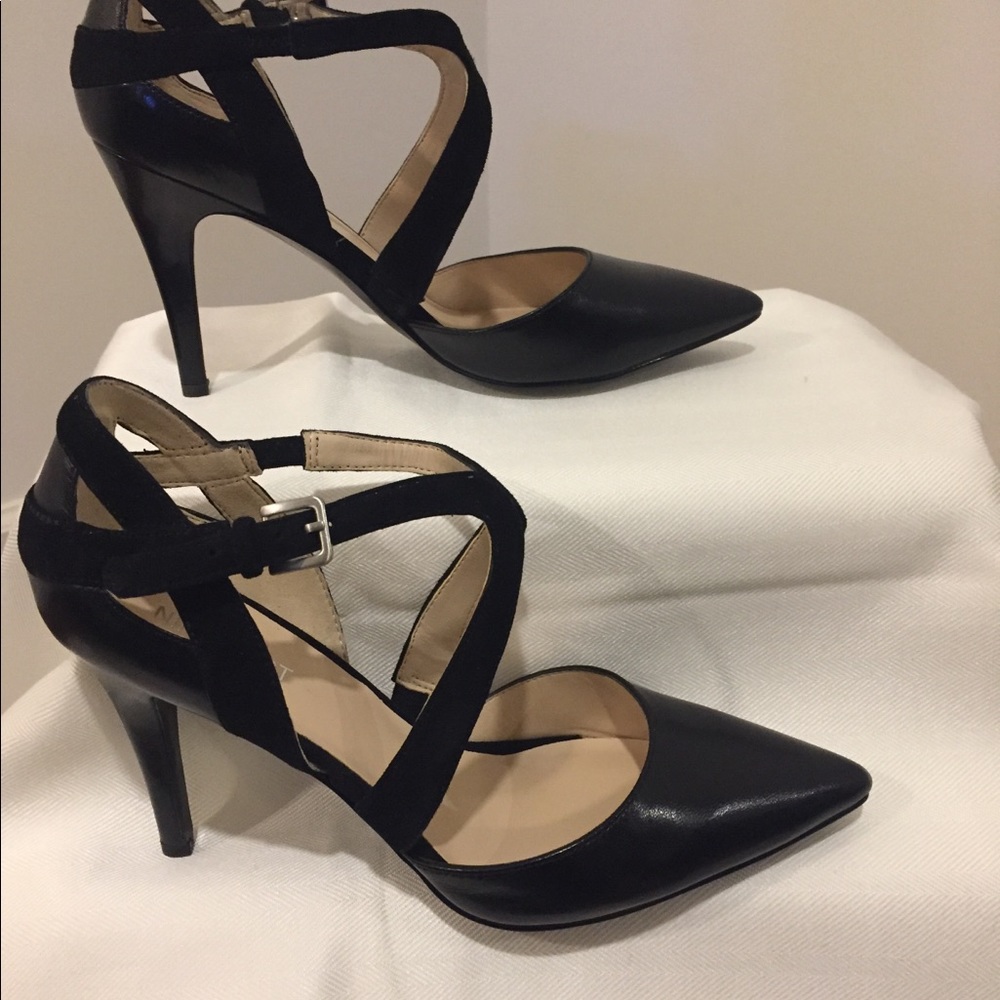NEW Nine West Strappy Heels